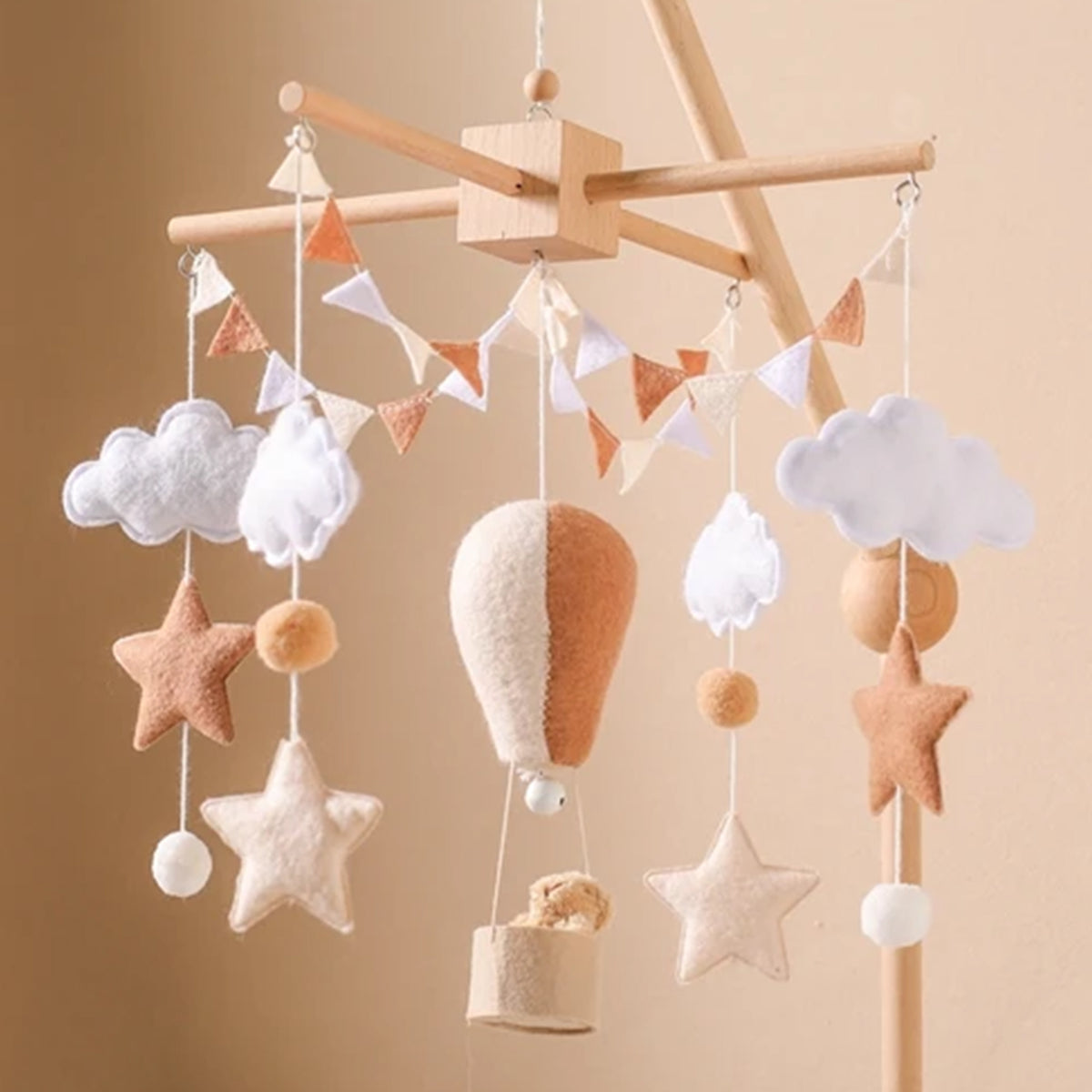 Jessruly® Neutral Hot Air Balloon Mobile