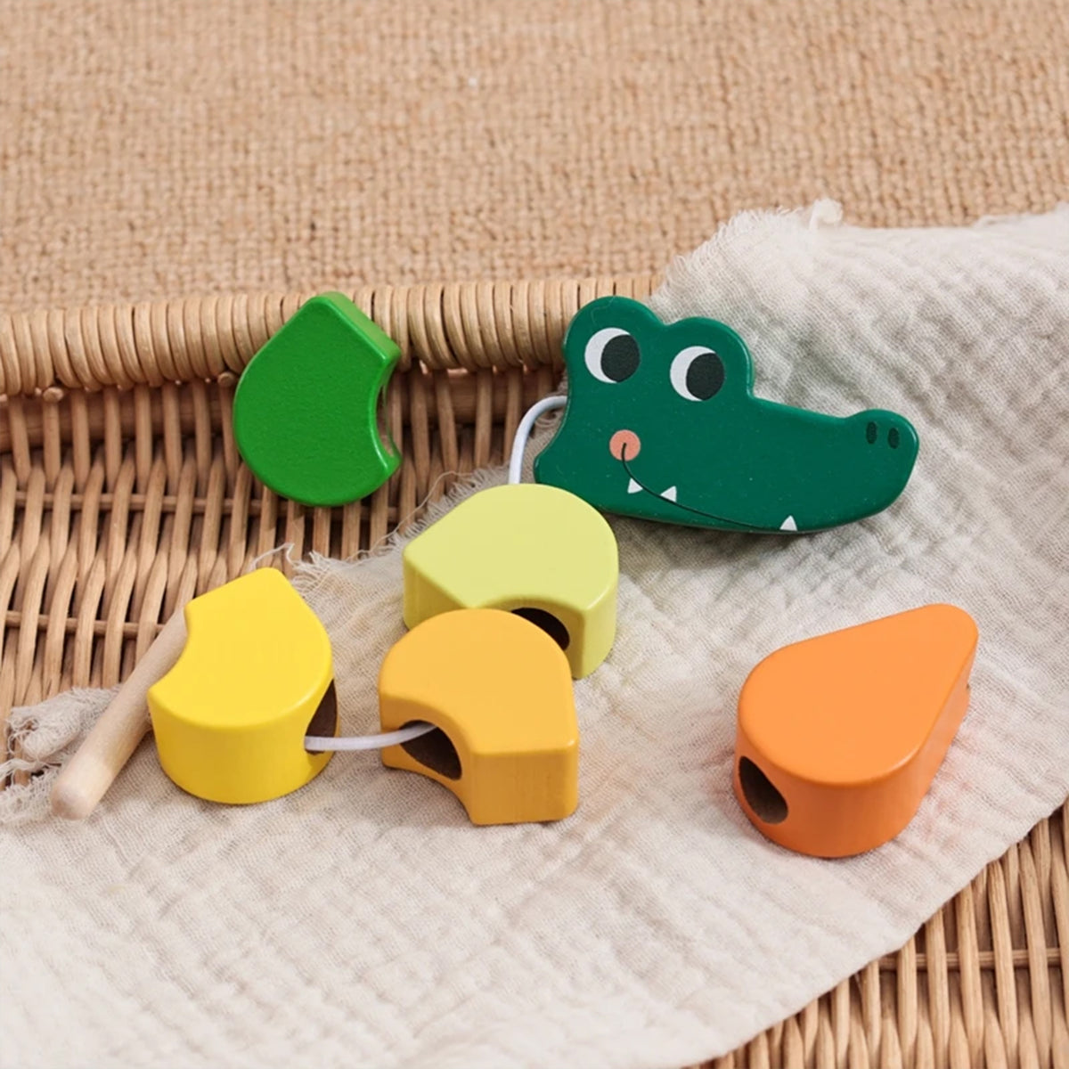 Jessruly® Hungry Caterpillar Wooden Toy – Lacing & Sensory Sorting Stacking Toy
