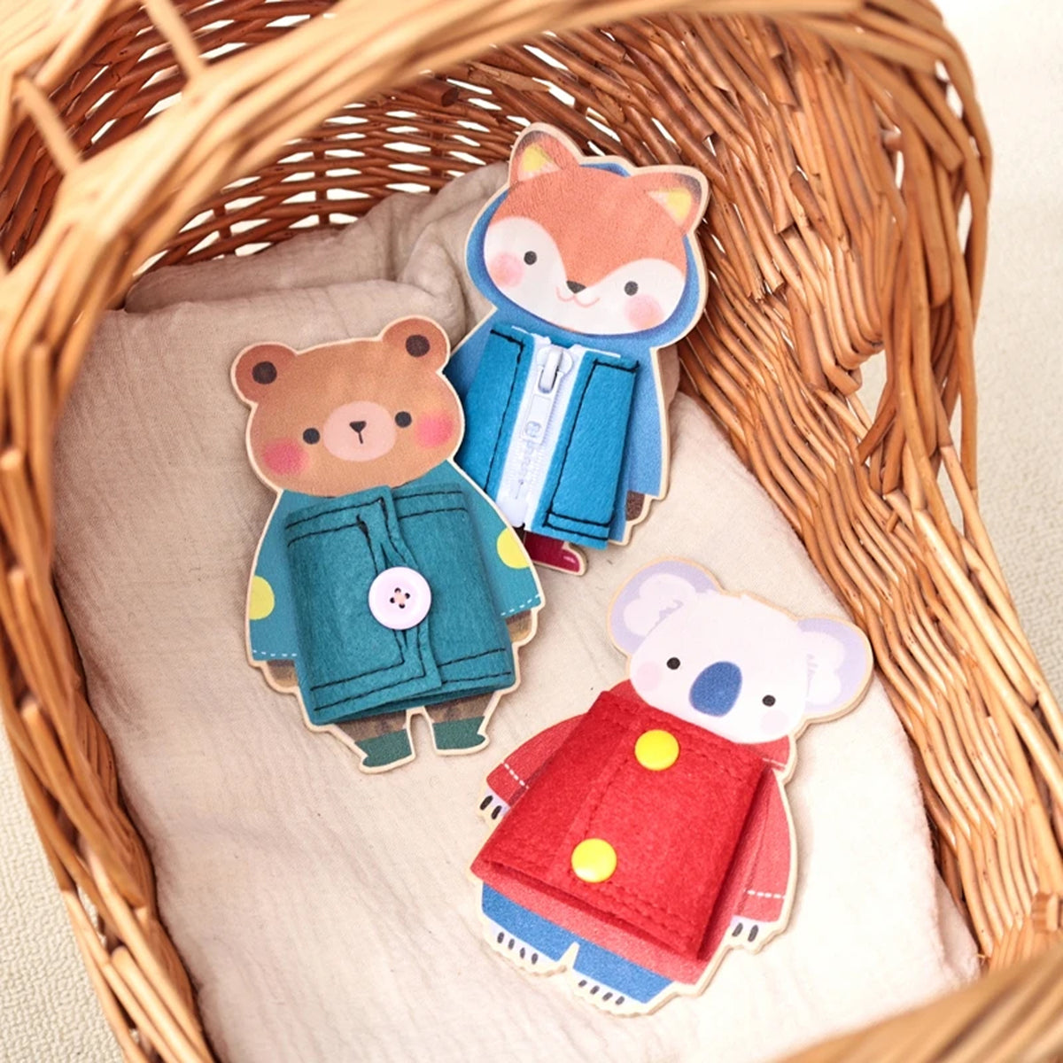 Jessruly® Montessori Wooden Busy Board